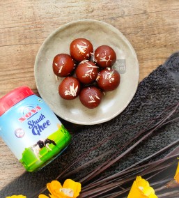 Desi Ghee Gulab Jamun Recipe